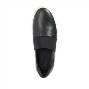 Vince Women’s Black Leather Slip On Shoes Size 7.5